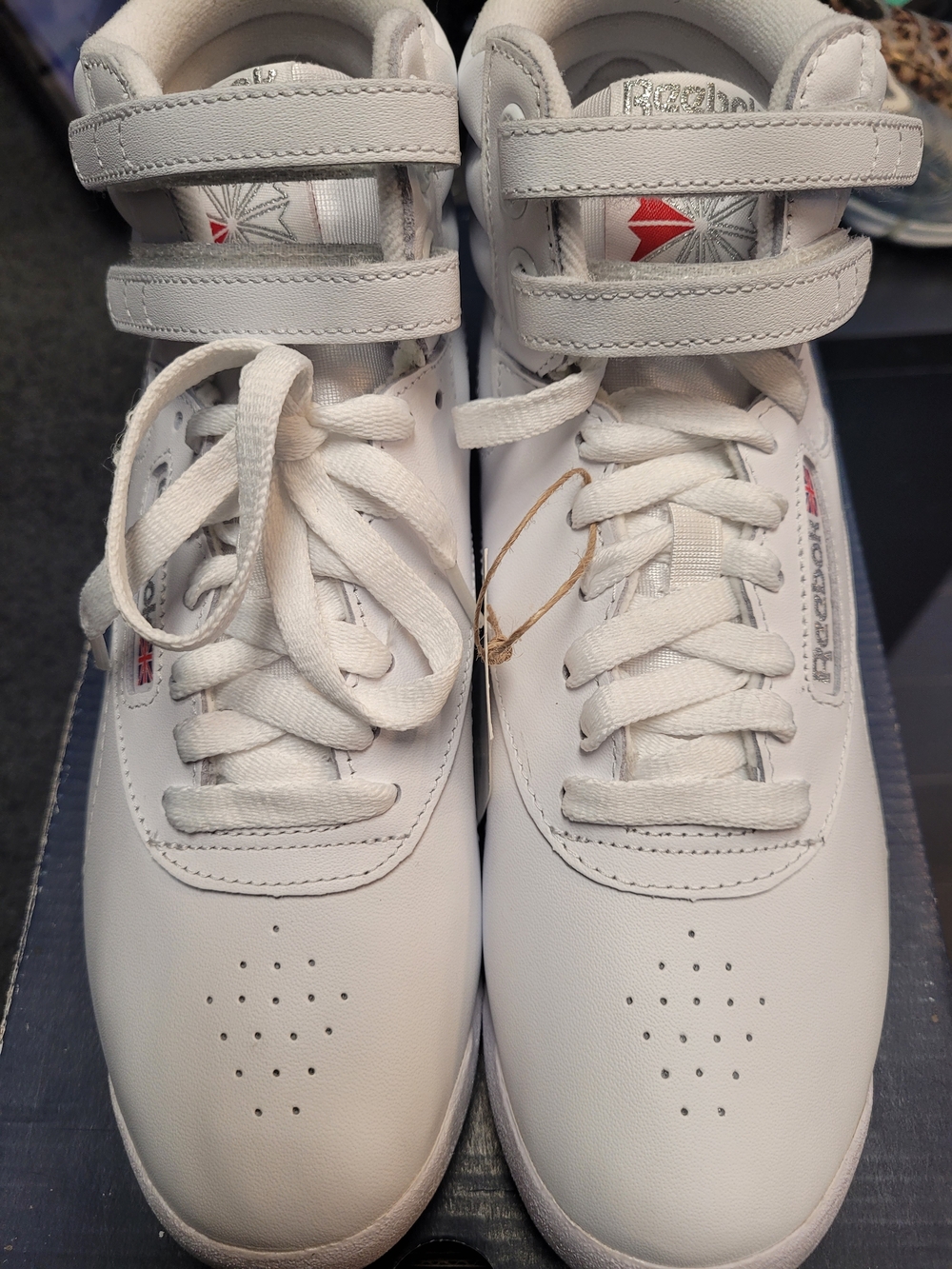Reebok Women's Training Shoes - White/Silver 2431 Size 9.5